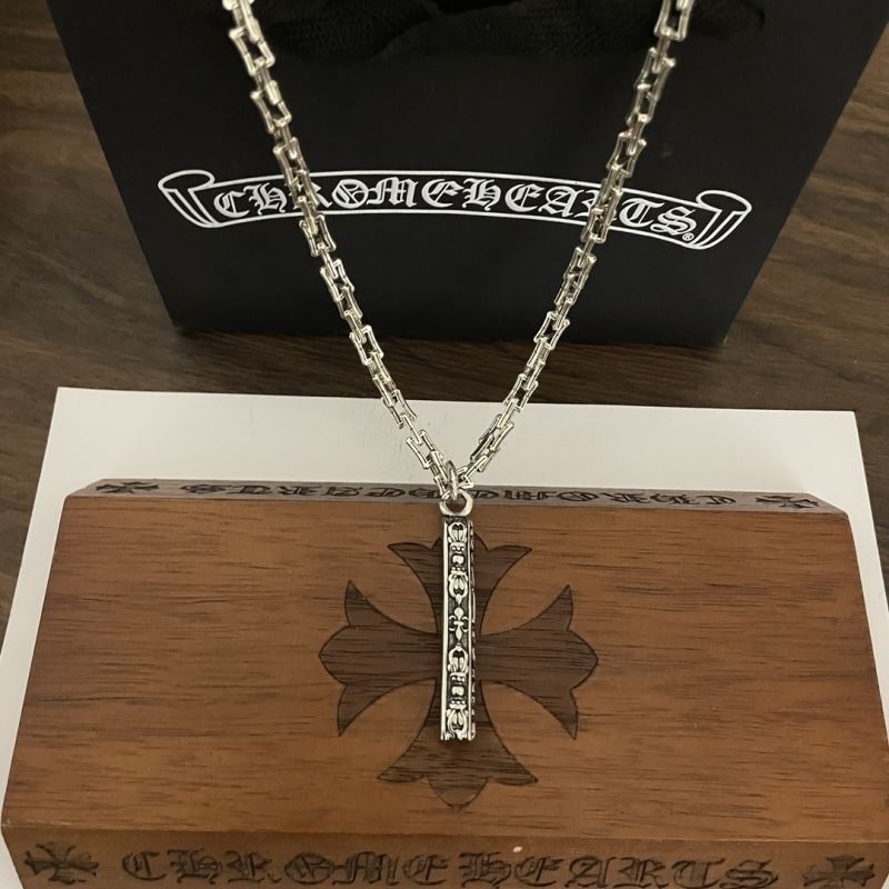 Ch**me He**ts necklaces